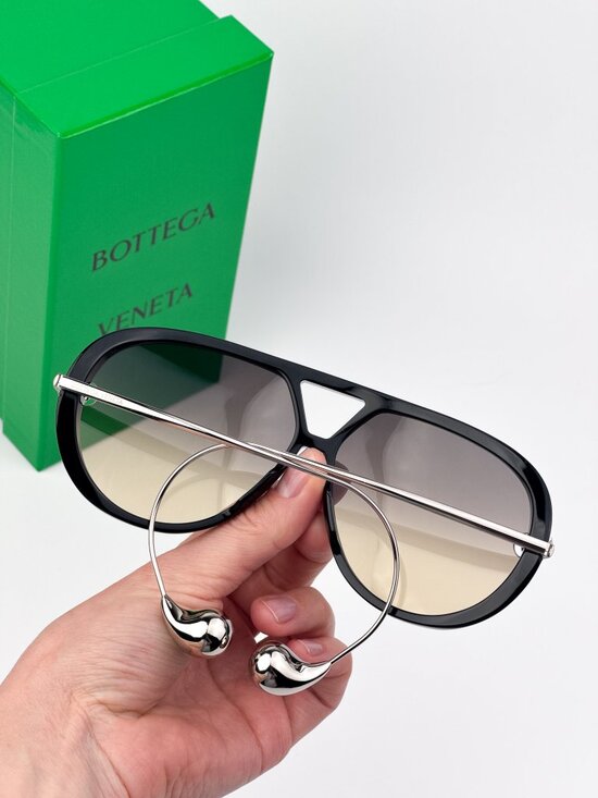Bottega Veneta BV1273S 010 Sunglasses Black Silver Oversize Pilot Brown Gradient